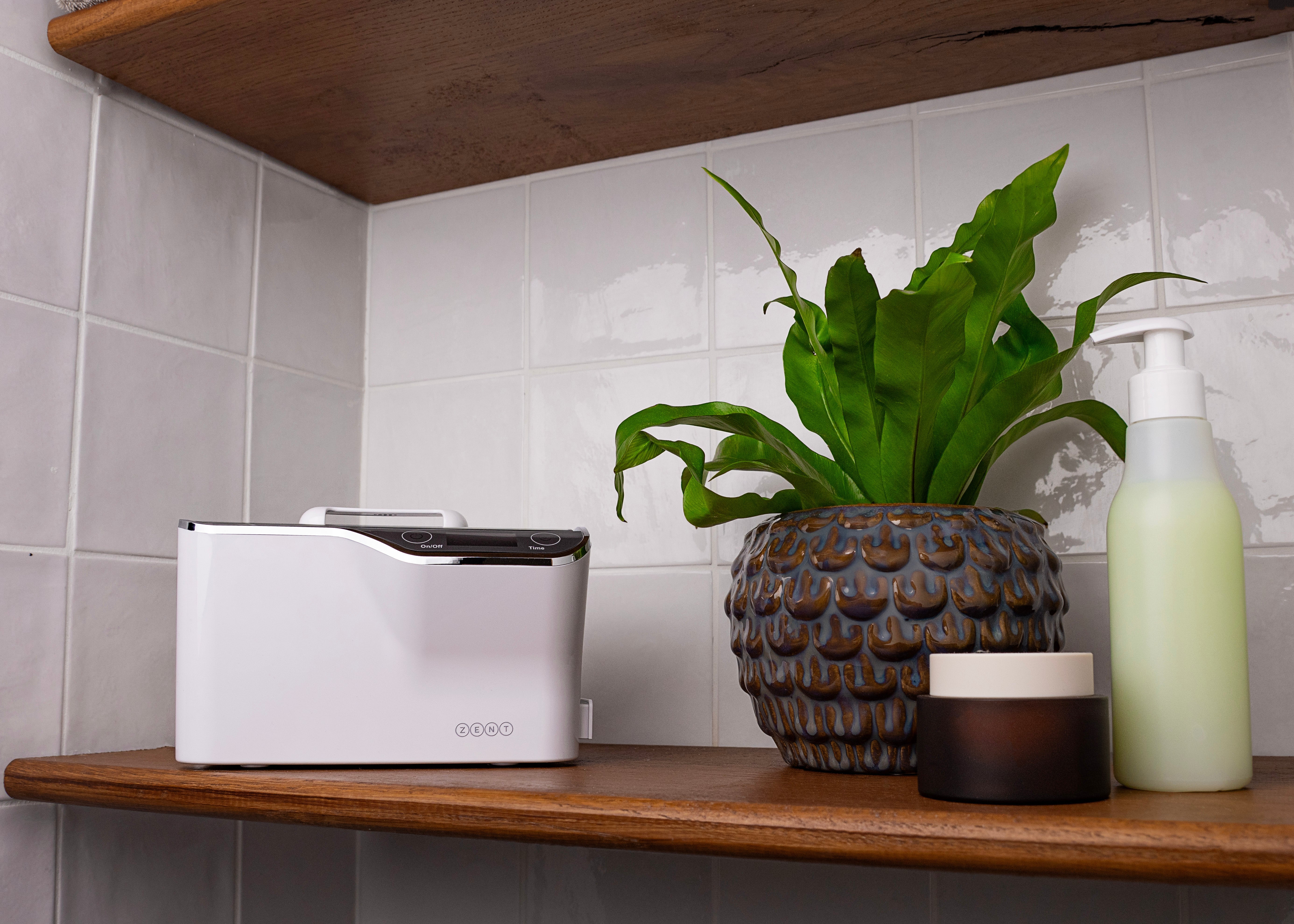 Myjka ultradźwiękowa do narzędzi kosmetycznych – jak działa i jaką wybrać?