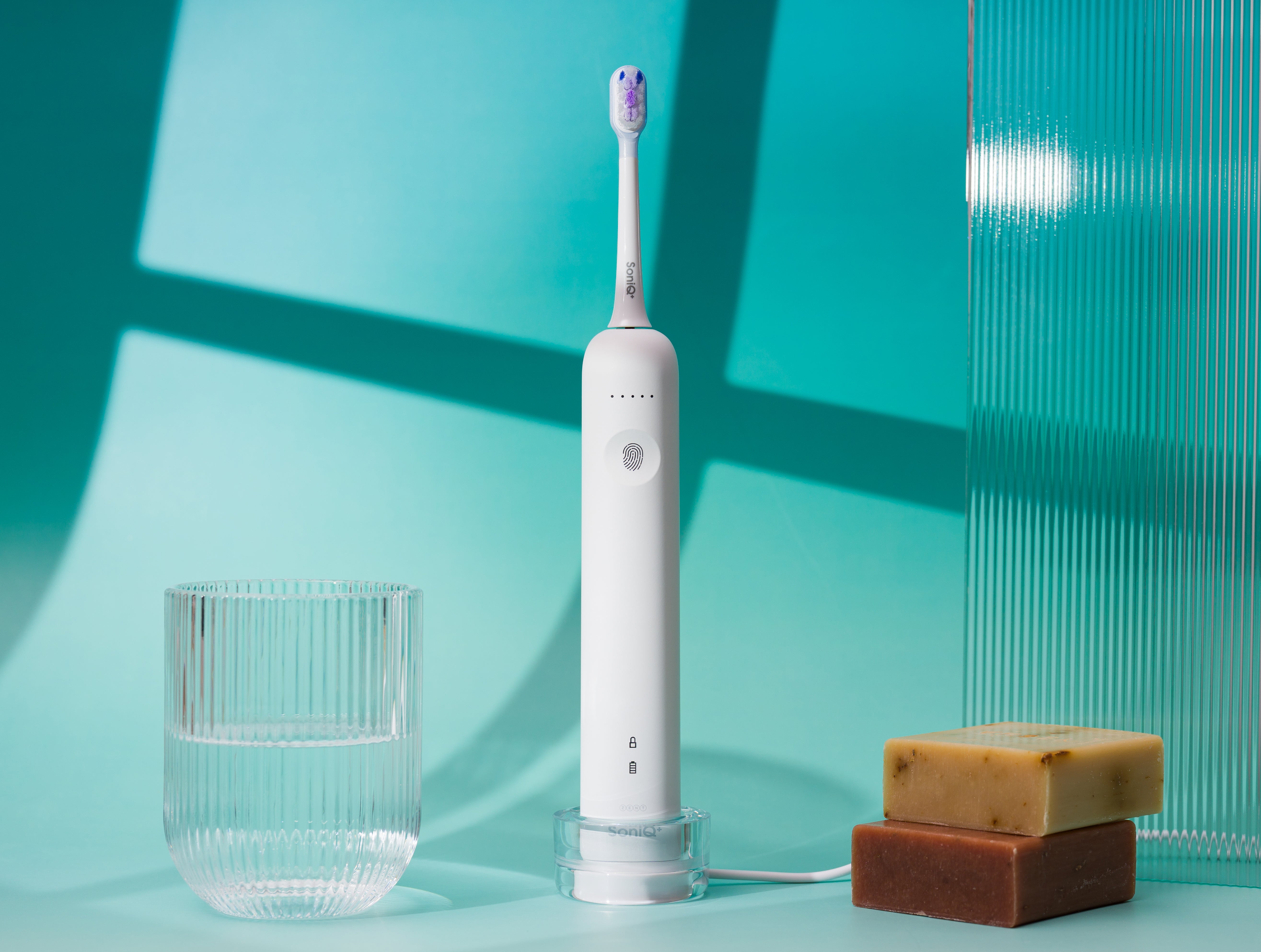 Szczoteczka manualna czy soniczna? Profesjonalny przewodnik wyboru odpowiedniego narzędzia do higieny jamy ustnej